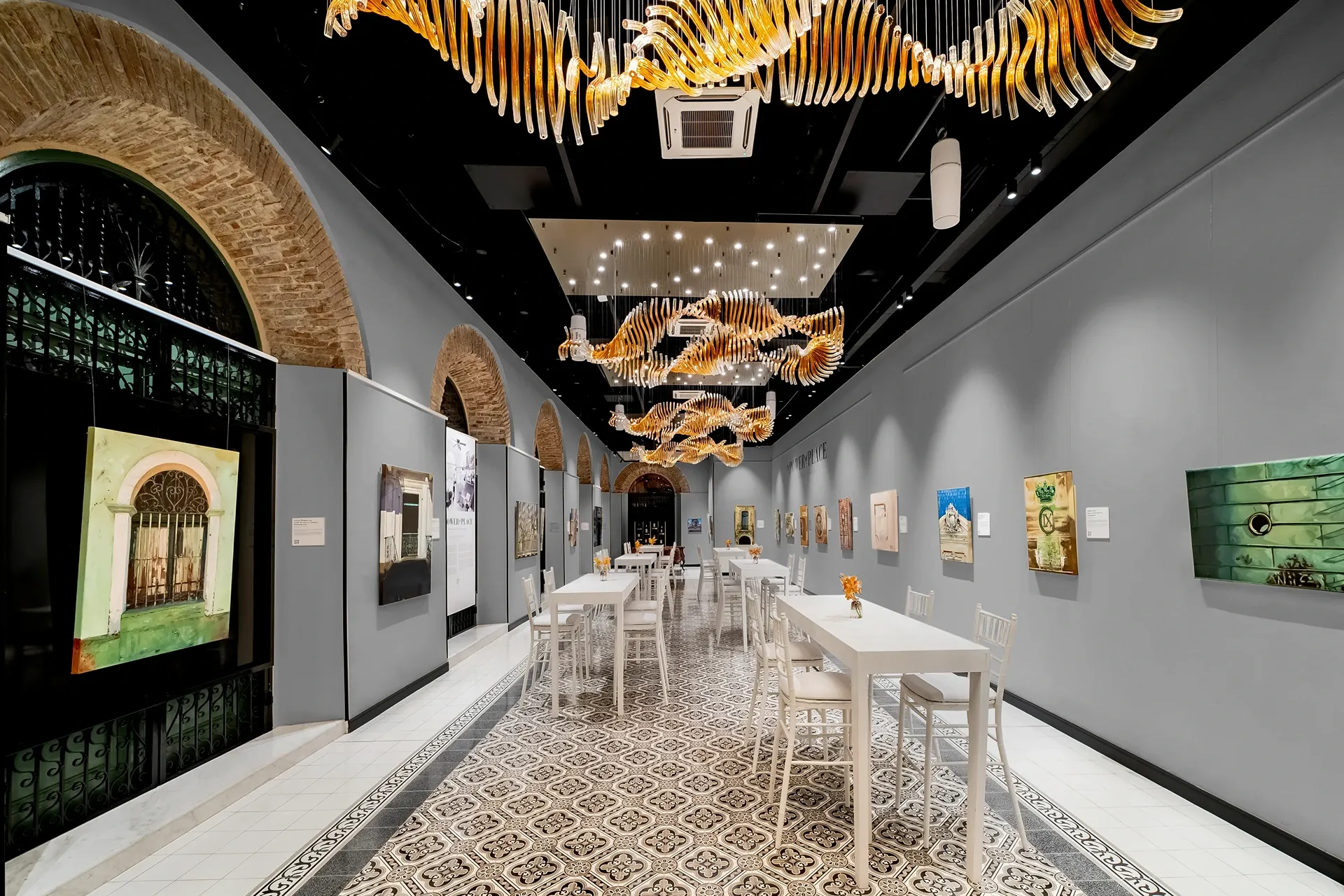 La Galería image 2