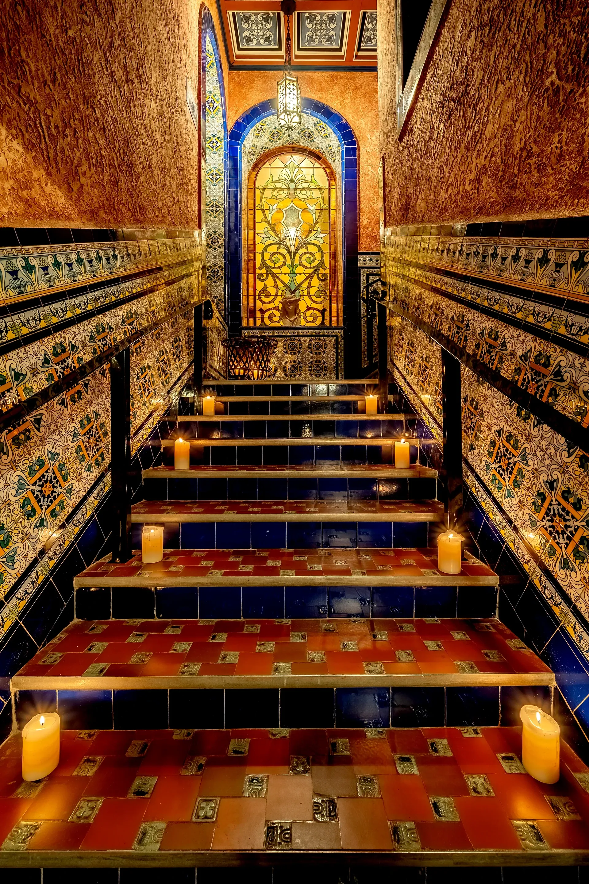 Lobby image 3