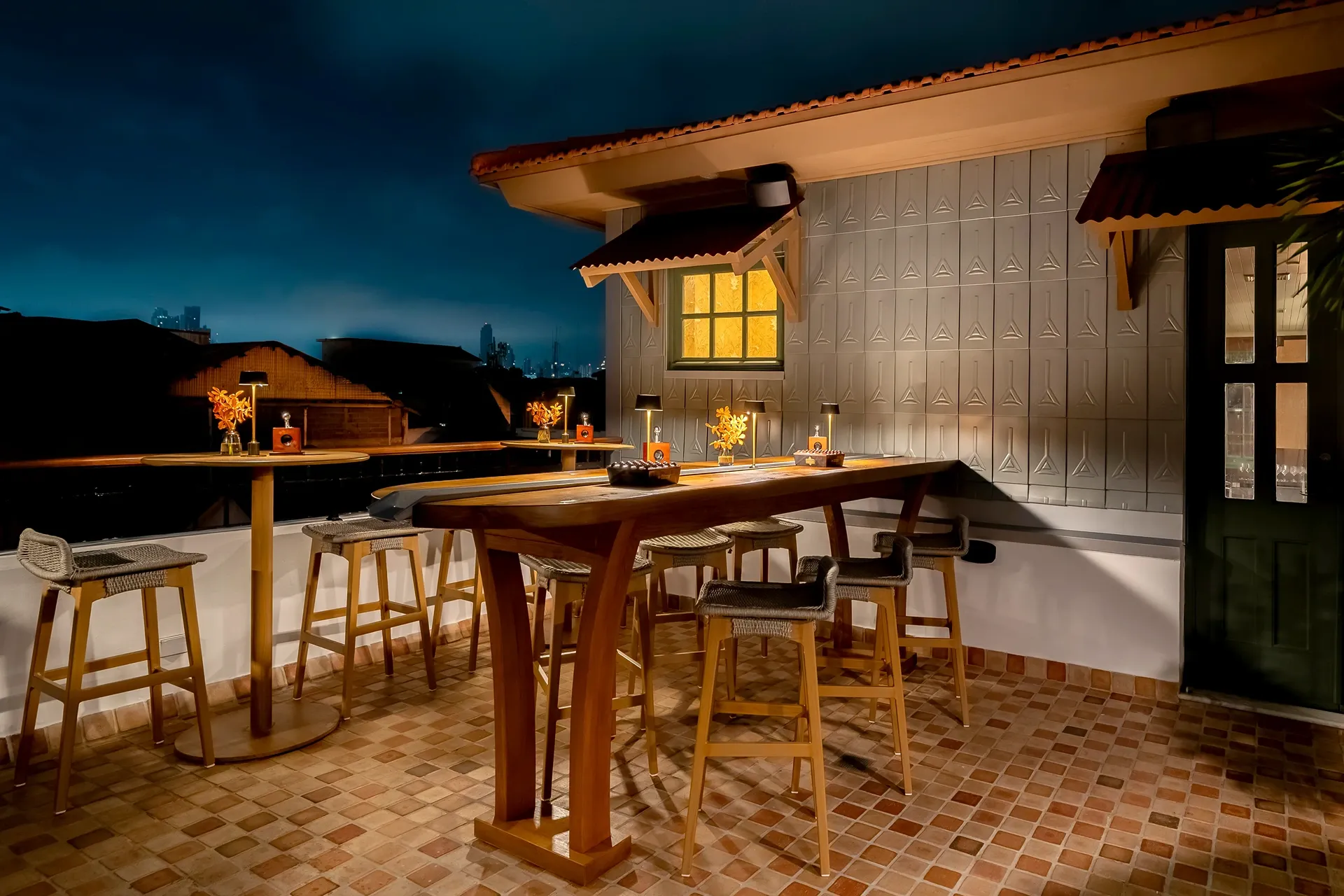 Rum & Cigar Bar image 2